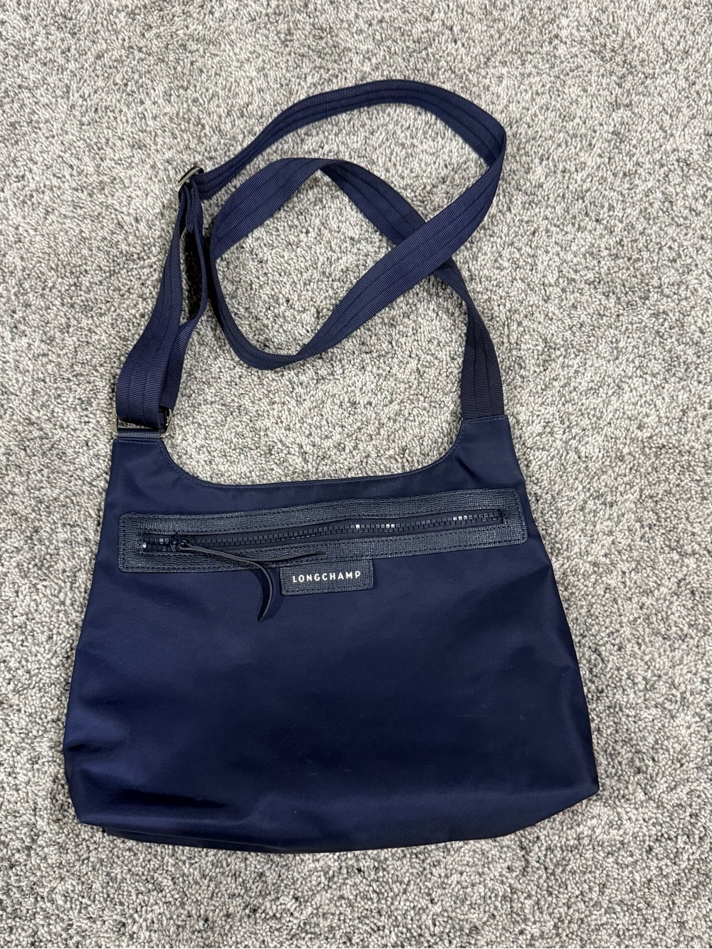 LONGCHAMP Le Pliage NEO Flat Nylon Adjust Crossbody Bag Navy BLUE Zip Close